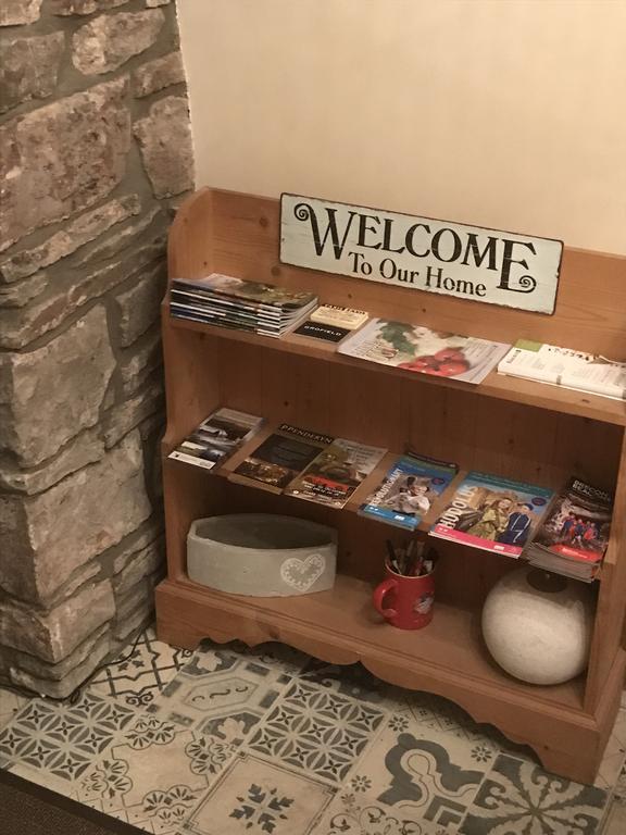 Deri-Down Guest House 阿伯加文尼 外观 照片
